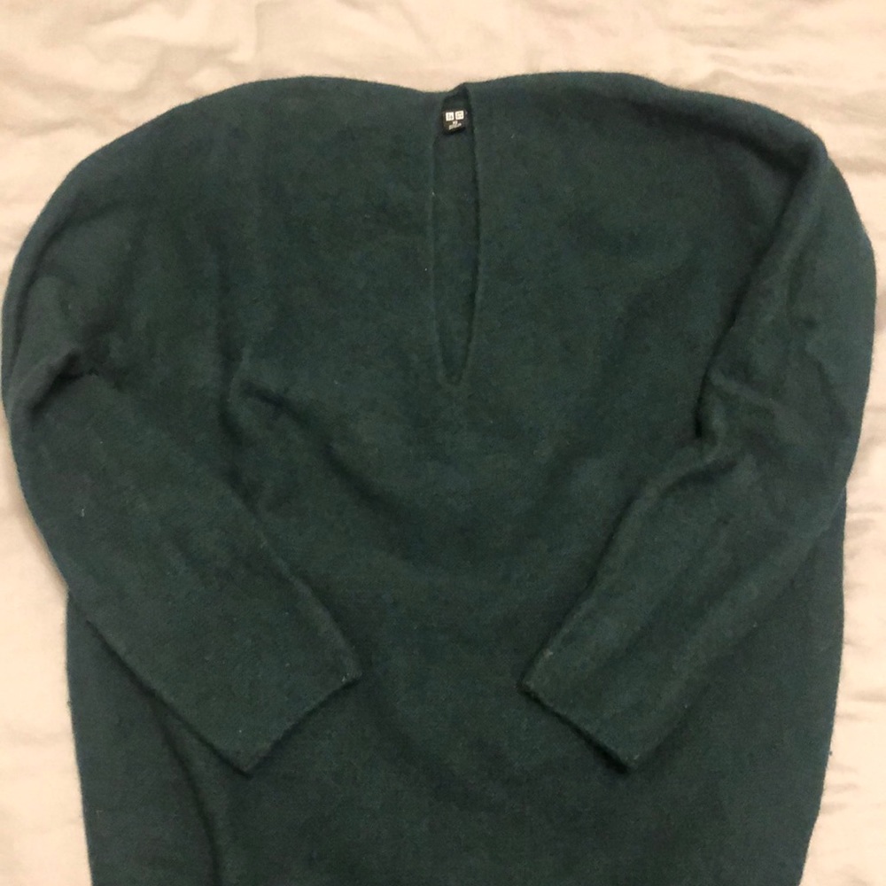 Uniqlo 3D knit wool sweater